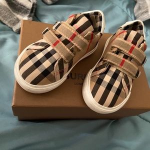 Baby shoes